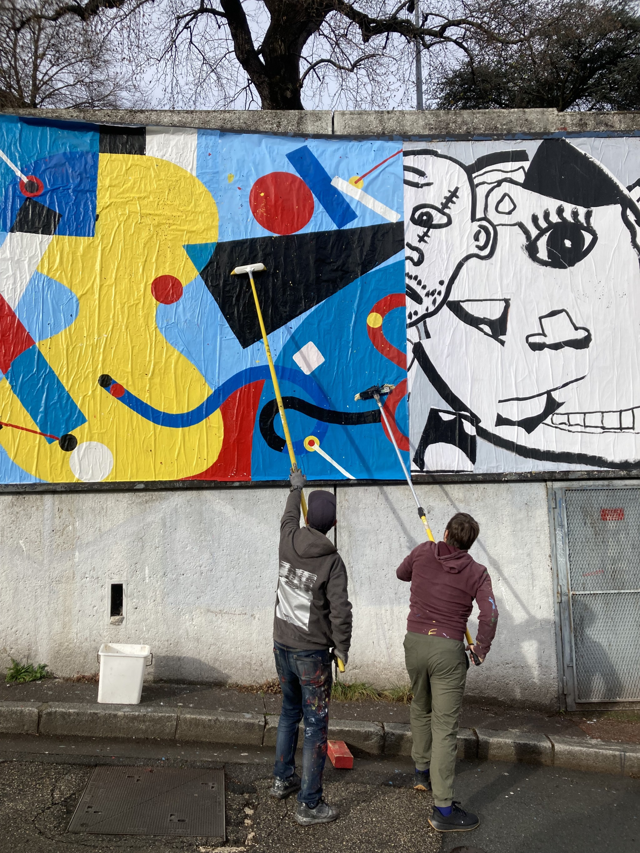 Collage « Vieux truc neuf » de 2SHY, Décembre 2025 — M.U.R Saint-Étienne